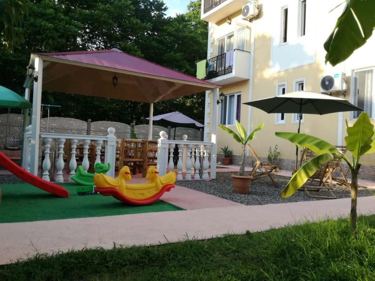 Shekvetili+ Hotel Ngoại thất bức ảnh